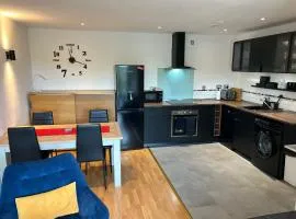 Sheffield City Centre Apartment & Balcony