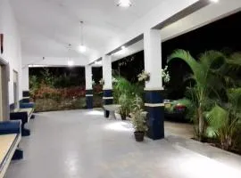 Sara's Grove Boutique Bungalow