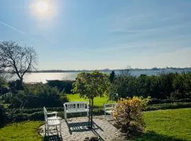 Hyggelig og stille lejlighed 100 m fra torvet