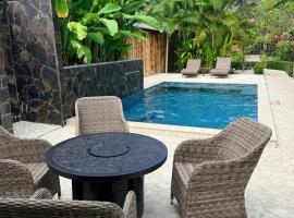 Casa Adam, ξενοδοχείο σε Pochote