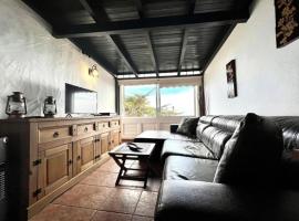 Apartamento en El Hierro comodo y con Estilo, serviced apartment in Tesbabo