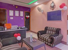 Super Hotel O Surya Inn: Varanasi şehrinde bir otel