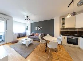 NAR Royalton Apartment #27