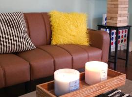 Vintage Eastside Beltline Trail Apartment by Krog St Market with Free Parking, apartment in Atlanta