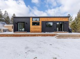 The Hideaway - Tiny House, hotel a Flesherton