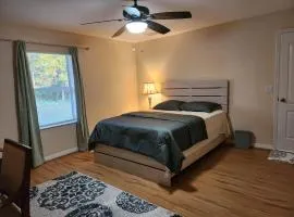 Work Ready Quite Comfy Bedrooms in Palm Coast Perfect for Mid-Term Stay