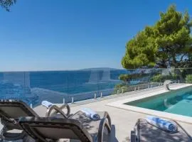 Villa Toma by Villas Guide
