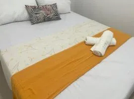 A 5 min da Praia-Vista Pôr do Sol · Piscina , Ar