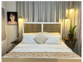 Anton and Isabel Homestay Bangued, Hotel in Bangued