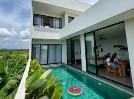 Cemagi Beach Hostel by Verdana Pool & Events