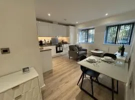 Cozy Studio in Solihull with Parking - NEC or Airport