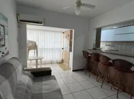 Apartamento para 6 pessoas na Quadra do Mar
