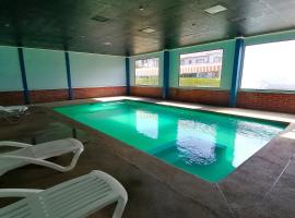 Hotel Piemonte, Hotel in El Granizo