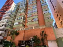 Apto confortável apenas 300m do mar | 6x sem Juros