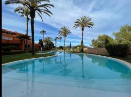 piso zona exclusiva roca llisa, отель в городе Рока-Льиса