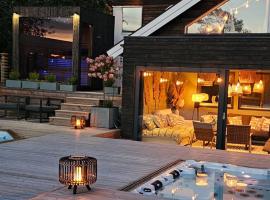Privat Spirit Spa Villa, παραλιακό ξενοδοχείο σε Vallentuna