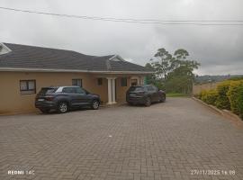 Lushaba's modern bliss, hotel v destinaci Paddock