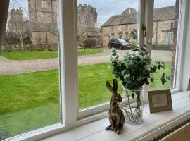 Castle View Cottage at Snape Castle Mews