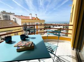 Amazing flat with Ocean View #Costa da Caparica, hotel v destinácii Almada