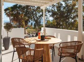 Africanis Beach Collection, hotel in Skhoinoussa