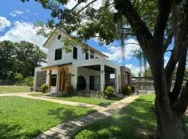 Eden Villa - Verdant Garden