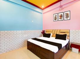 Hotel O Usha Marriage Lawn & Resort, hotel in Mahmūdābād