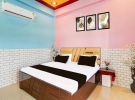 Hotel O Usha Marriage Lawn & Resort, hotel v destinaci Mahmūdābād