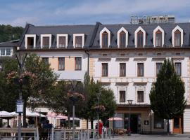 Hotel Slovan: Jesen&iacute;k şehrinde bir kayak merkezi