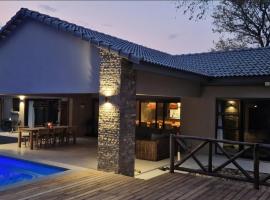Krek Wak Wou Bush Villa, hotel in Marloth Park