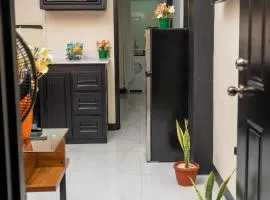 Dowayne 1bed 1 bath in gated community colbeck manor