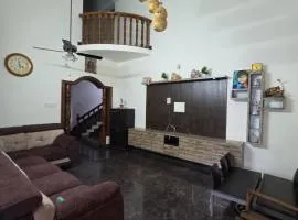 Cozy Villa 10 mins from beach, 30 mins from Agumbe