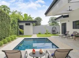 Brand New Villa! - Just 10 Mins Walk To The Beach