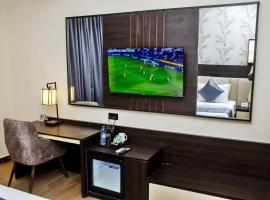 Islamiat Yetunde Ajayi Hotels, hotel in Lagos