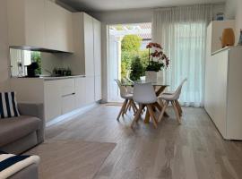 Le village Tropezien, hotel a Jesolo