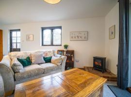 Goose Shed Rural Farm Cottage in Stelling Minnis Canterbury - Area of Outstanding Natural Beauty, hotel u gradu Stelling