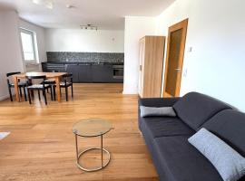 Charmante 2-Zimmer Wohnung mit Balkon & Stellplatz, hotel en Herdecke