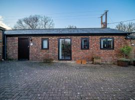 Sheep Shed Rural Farm Cottage in Stelling Minnis Canterbury - Area of Outstanding Natural Beauty, hotel u gradu Stelling