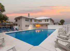 Beachside Villa Collection - 5 Bedroom