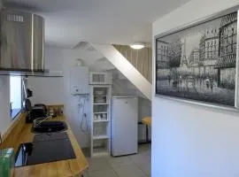 Beautiful 2-Bedroom Gîte in Montenay