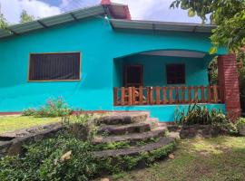 Casa Andrew - Cozy Island Home, βίλα σε Santa Cruz