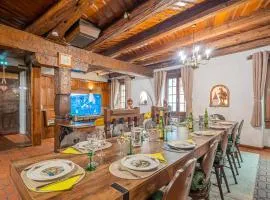 Maison de Groupe - Salle de Jeux, Cuisine, salle à manger et Salon ouverts