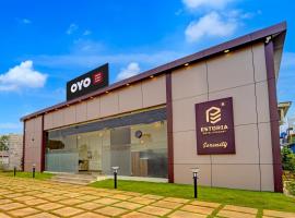 Hotel O ESTORIA HOTEL & RESORT, ξενοδοχείο σε Kadakola