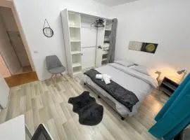 Chambre Parisienne - Proche RER & 20 min Paris