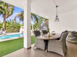 Goudhaen Luxury Private apartments Jan Thiel Beach, ξενοδοχείο σε Jan Thiel