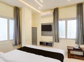 Hotel O Vemulawada Temple Formerly Kamakshi Bliss, hotel in Vemalwāda