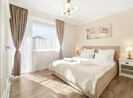 Charming French Getaway Spacious Apartment with Garden and Parking