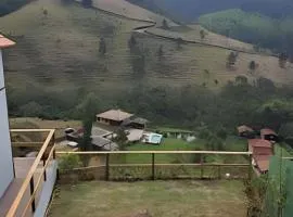 Recanto dos Canários - CHALÉ 1