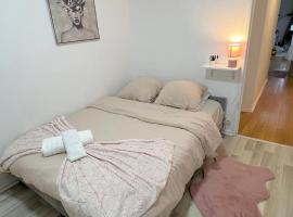 Chambre City - SMART DEAL & 20 min Paris, отель в Кретее