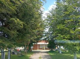 Hospedaje Hueñoco, hotel v destinaci Puqueldón