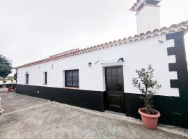 Casita Don Luciano 2, hotel i La Esperanza